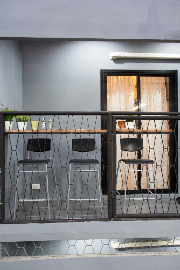 Sleeplab Hostel Bangkok Buitenkant foto